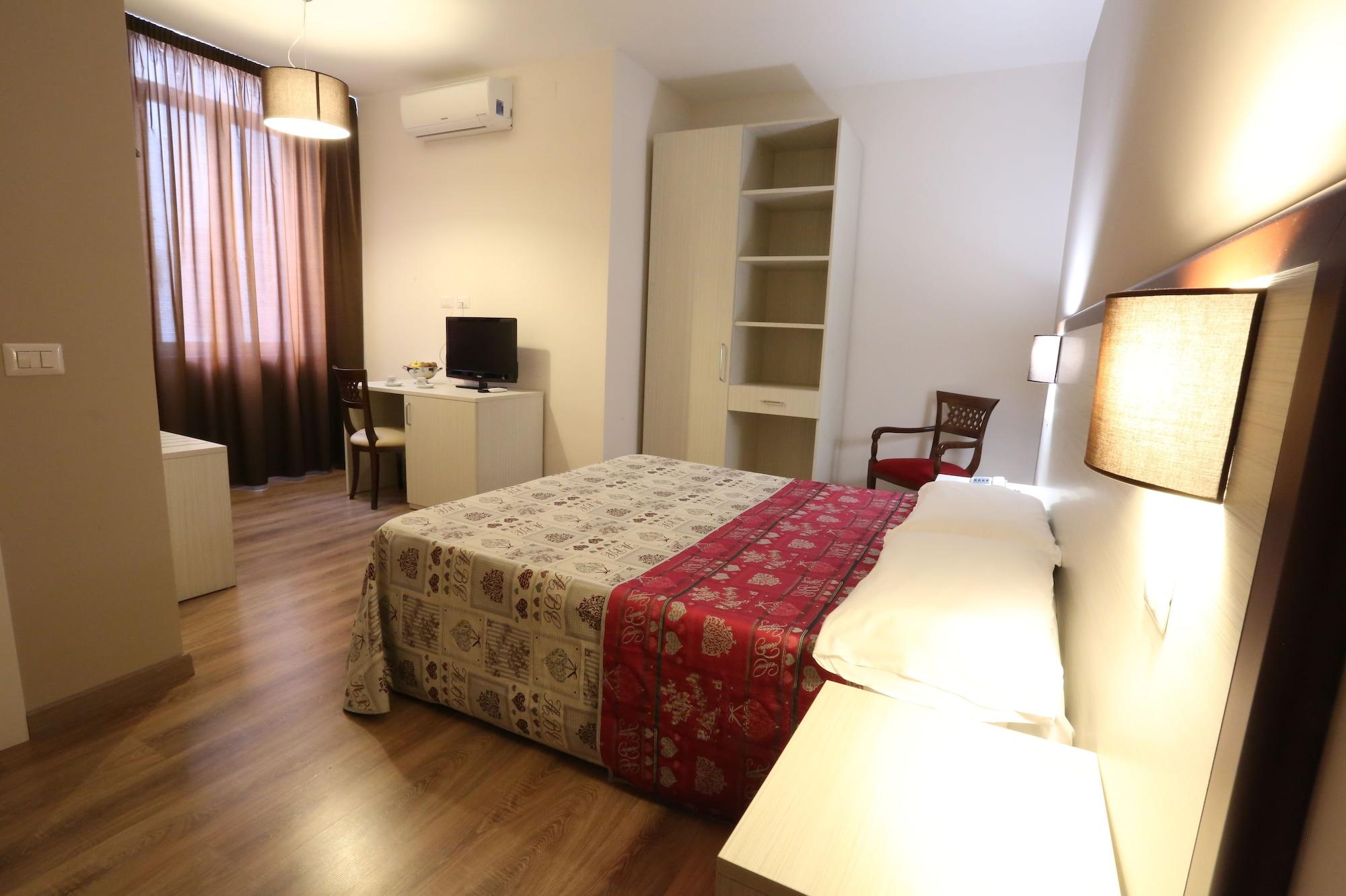 Hotel Europa フォッジア エクステリア 写真