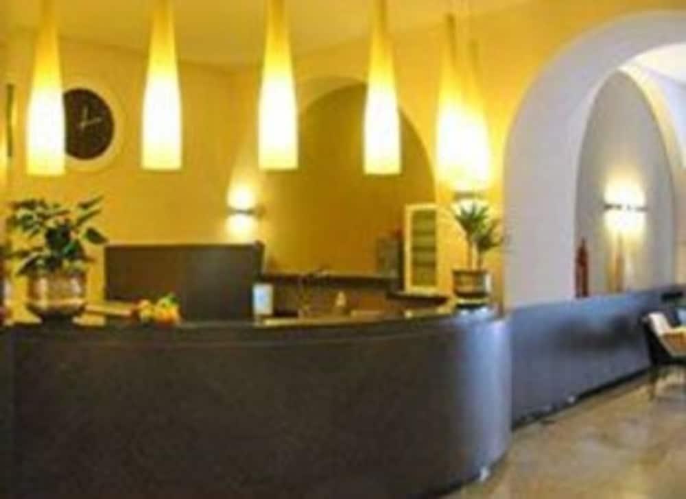 Hotel Europa フォッジア エクステリア 写真