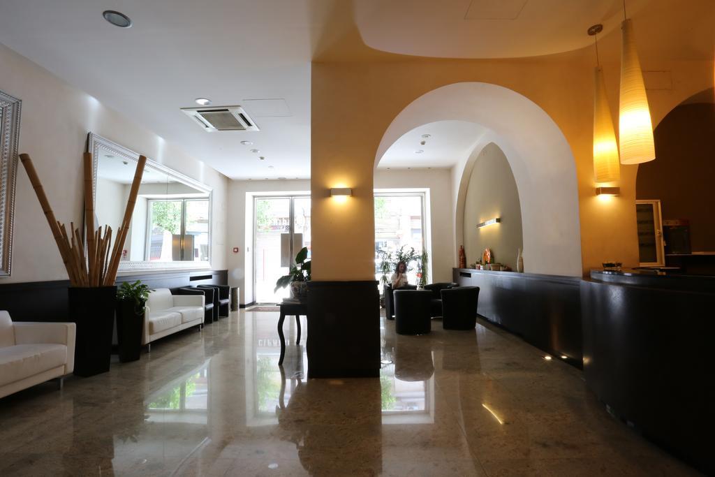 Hotel Europa フォッジア エクステリア 写真