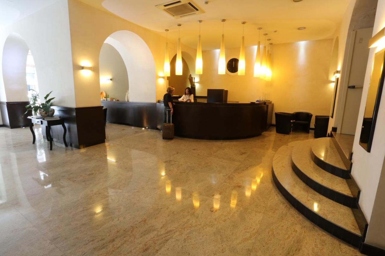 Hotel Europa フォッジア エクステリア 写真